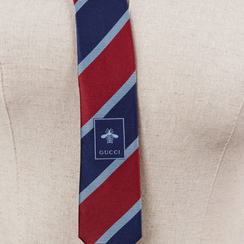 Gucci Tie L'aveugle Par Amour 100% Silk Red & Blue